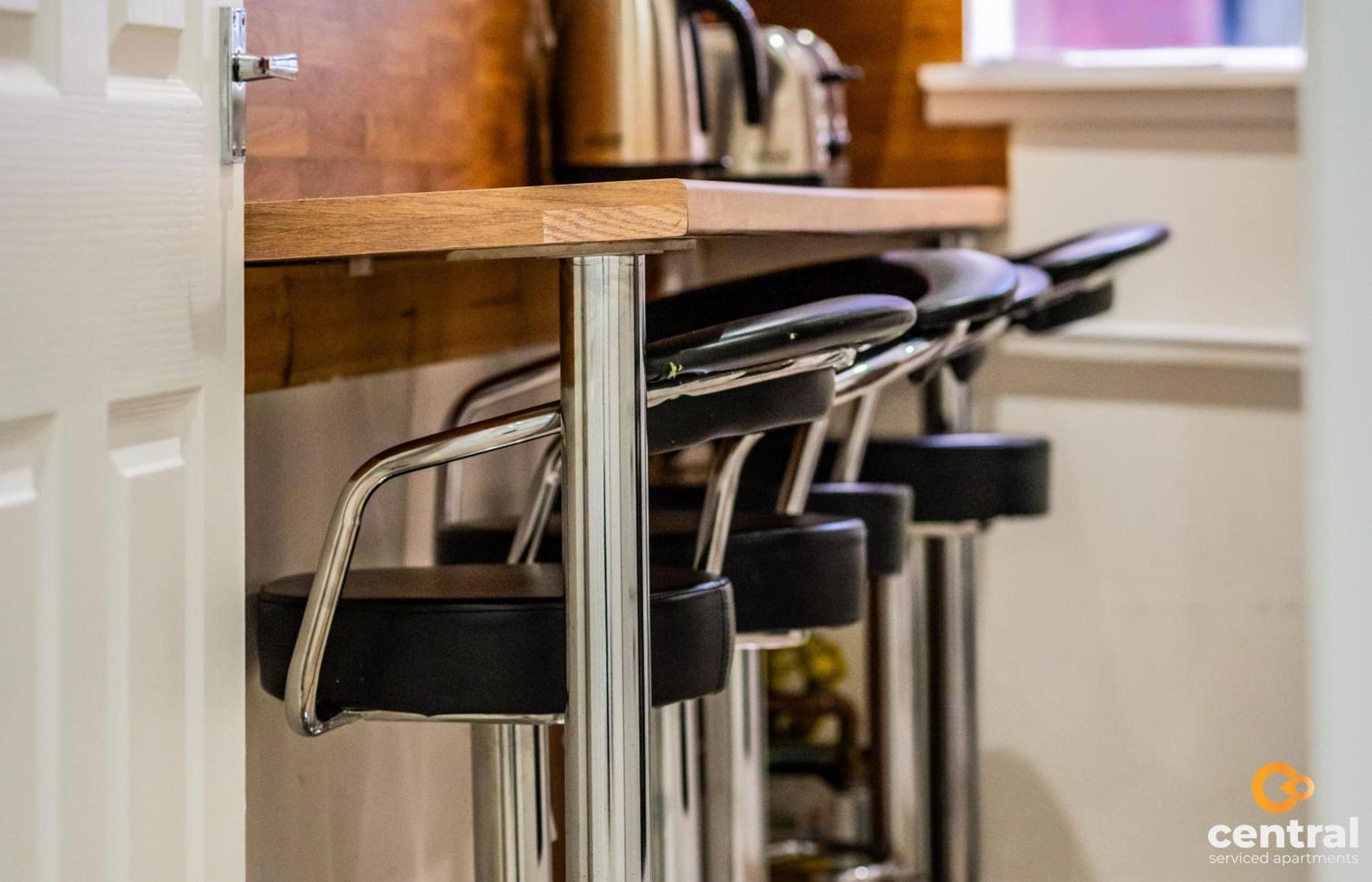 Central Serviced Apartments - 2 Bedroom - Walk Away From City Centre & Universities - Sleeps 4 - 3 X Double Beds - Smart Tvs In All Rooms - Short Term Stays Welcome - Walk Away From Train & Bus Station - Preferred Location For Short Stay In Dundee Zewnętrze zdjęcie